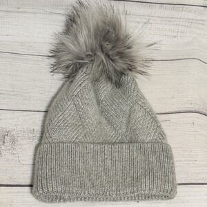 Norla Canada Handmade Alpaca Wool Blend‎ Soft Gray Pom Beanie Cuff Hat